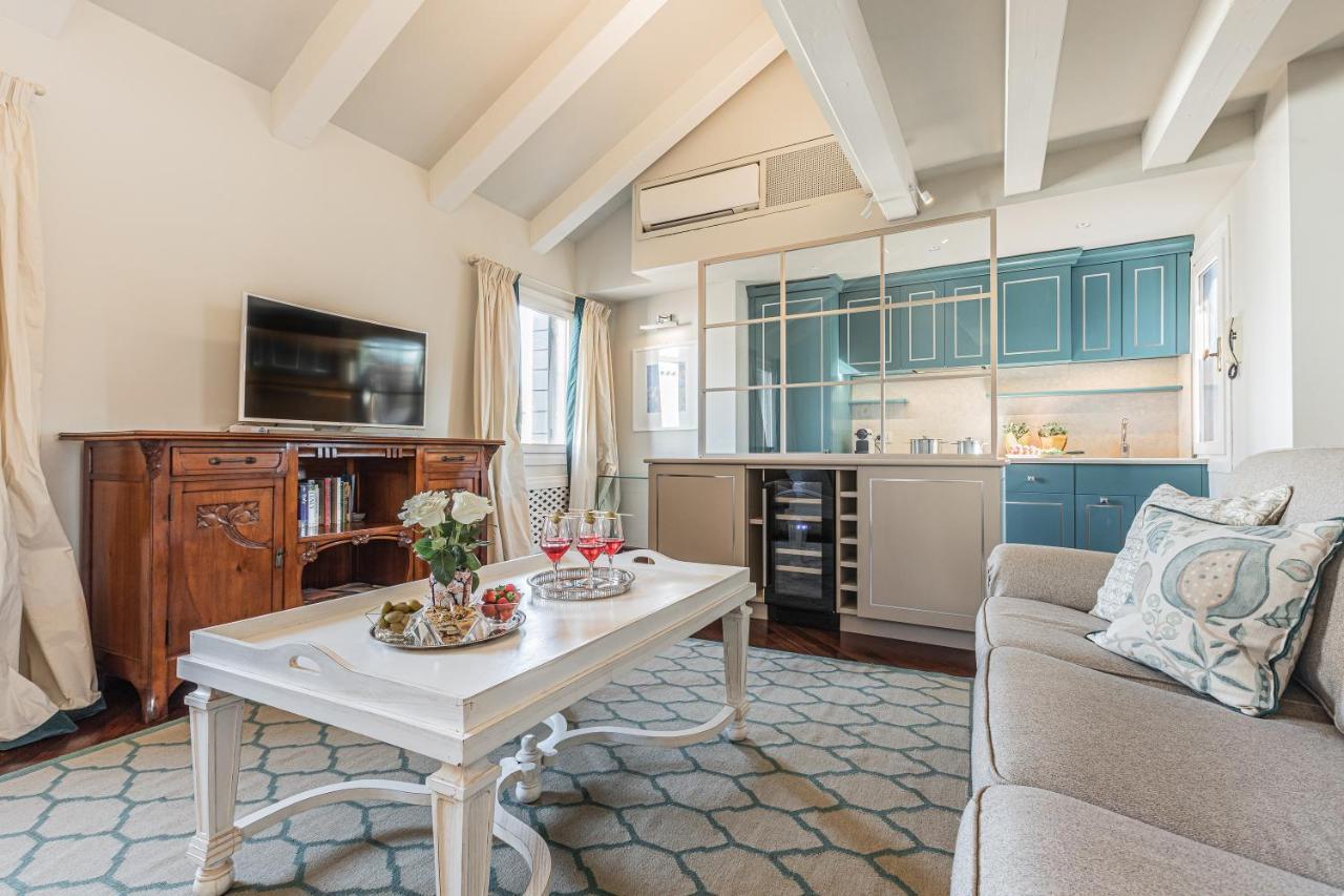 Ca' Della Luce Terrace Apartment เวนิส ภายนอก รูปภาพ